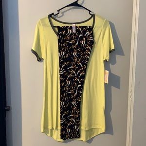 Lularoe XS Classic Tee & One Size Leggings